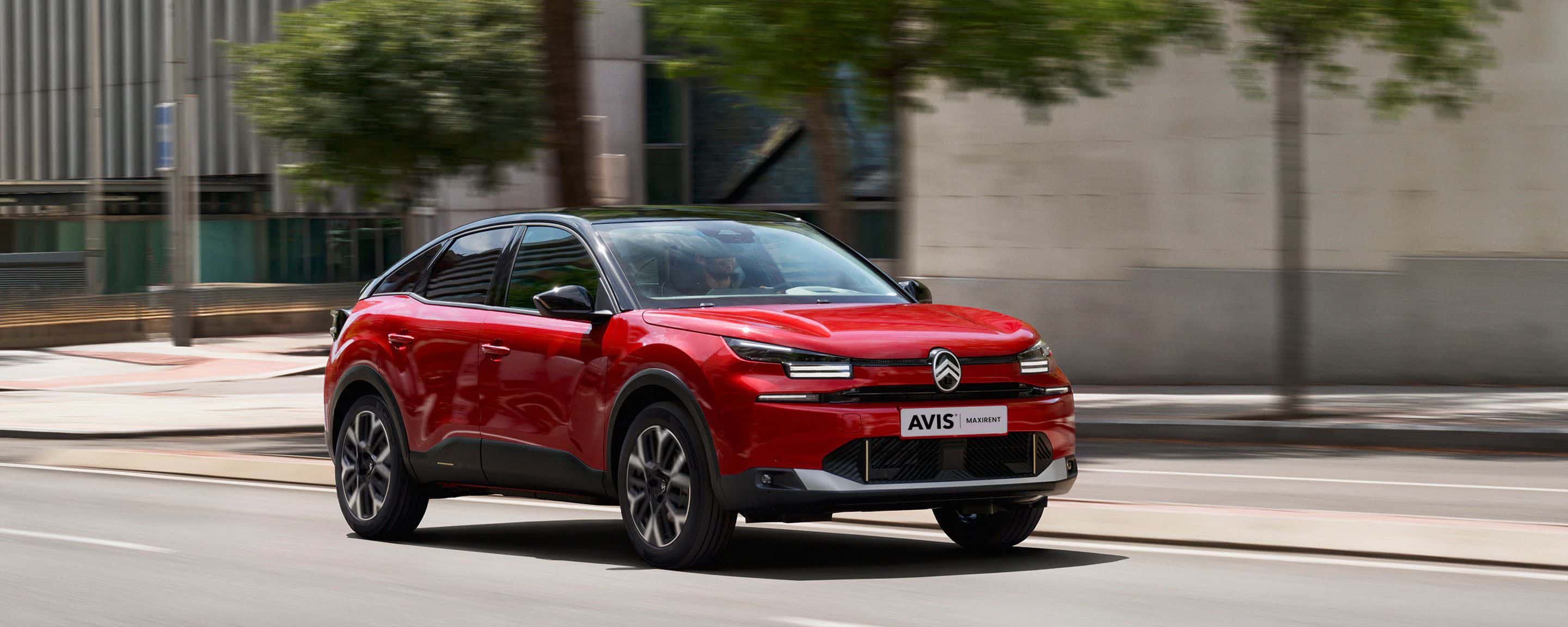 C4_showroom_2880x1152 (1) (1) (1) (1).jpg