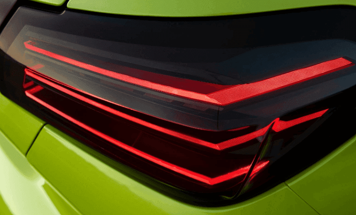 Detail auta Peugeot 208 Allure od AVIS Maxirent.
