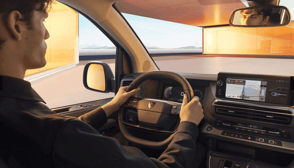 Volant auta Peugeot Treveller na dlhodobý prenájom.