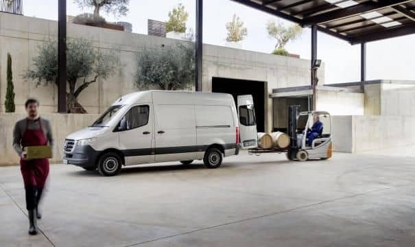 Exteriér dodávky Mercedes-Benz Sprinter na dlhodobý prenájom