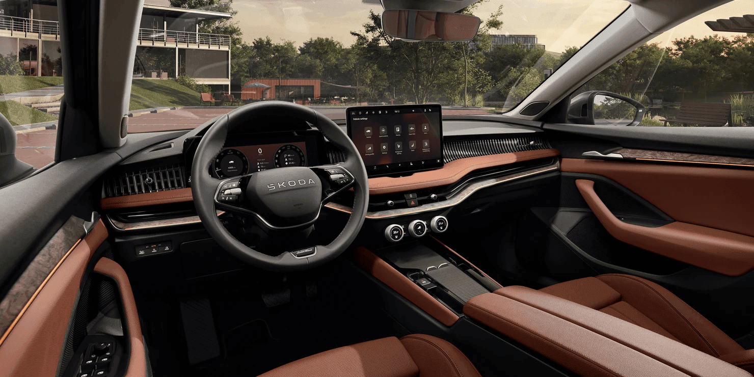 Interiér auta Škoda superb sportline od AVIS Maxirent