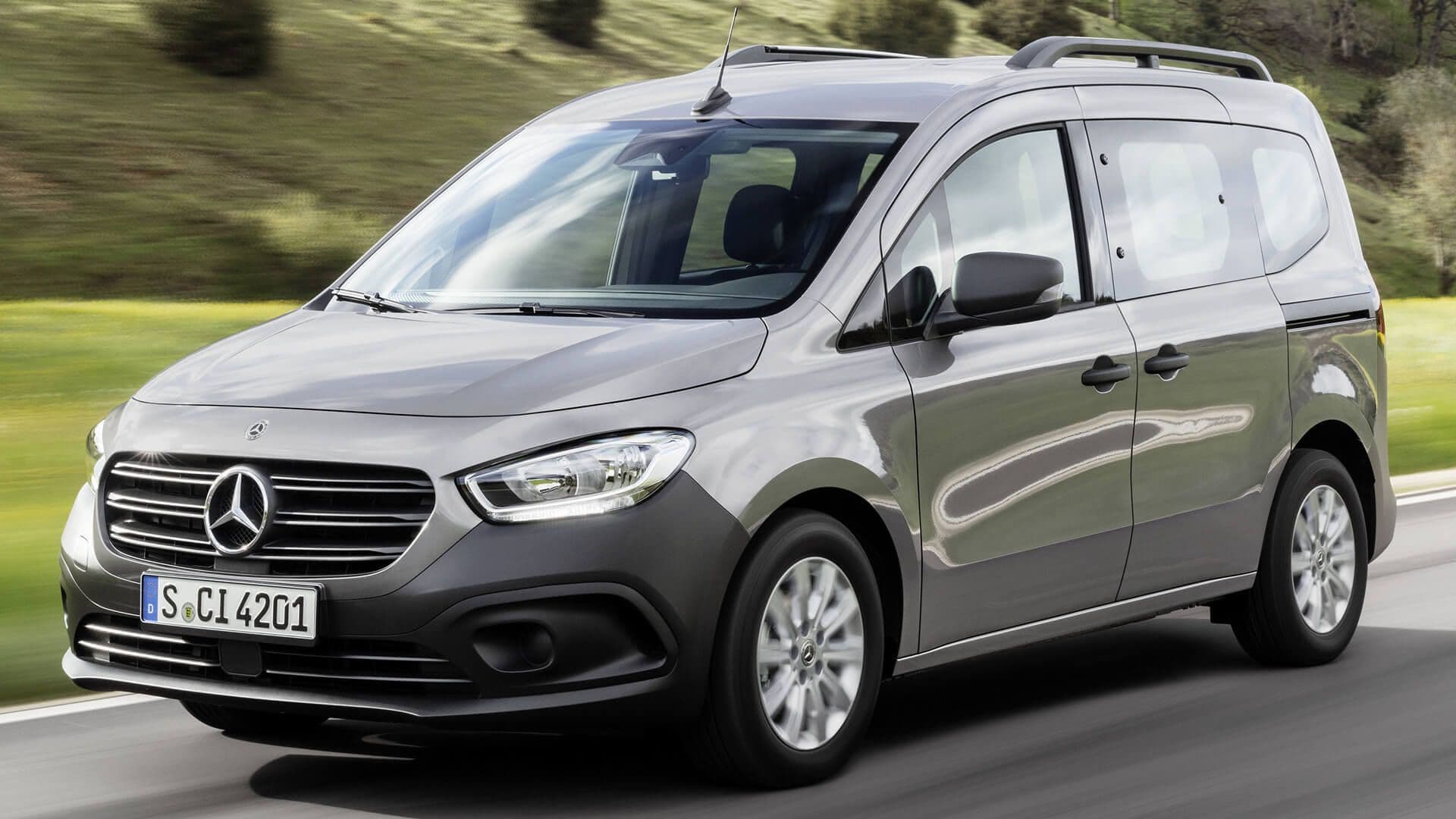 Dlhodobý prenájom auta Mercedes-Benz Citan Tourer
