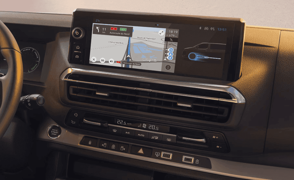 Výbava auta Peugeot Traveller na dlhodobý prenájom