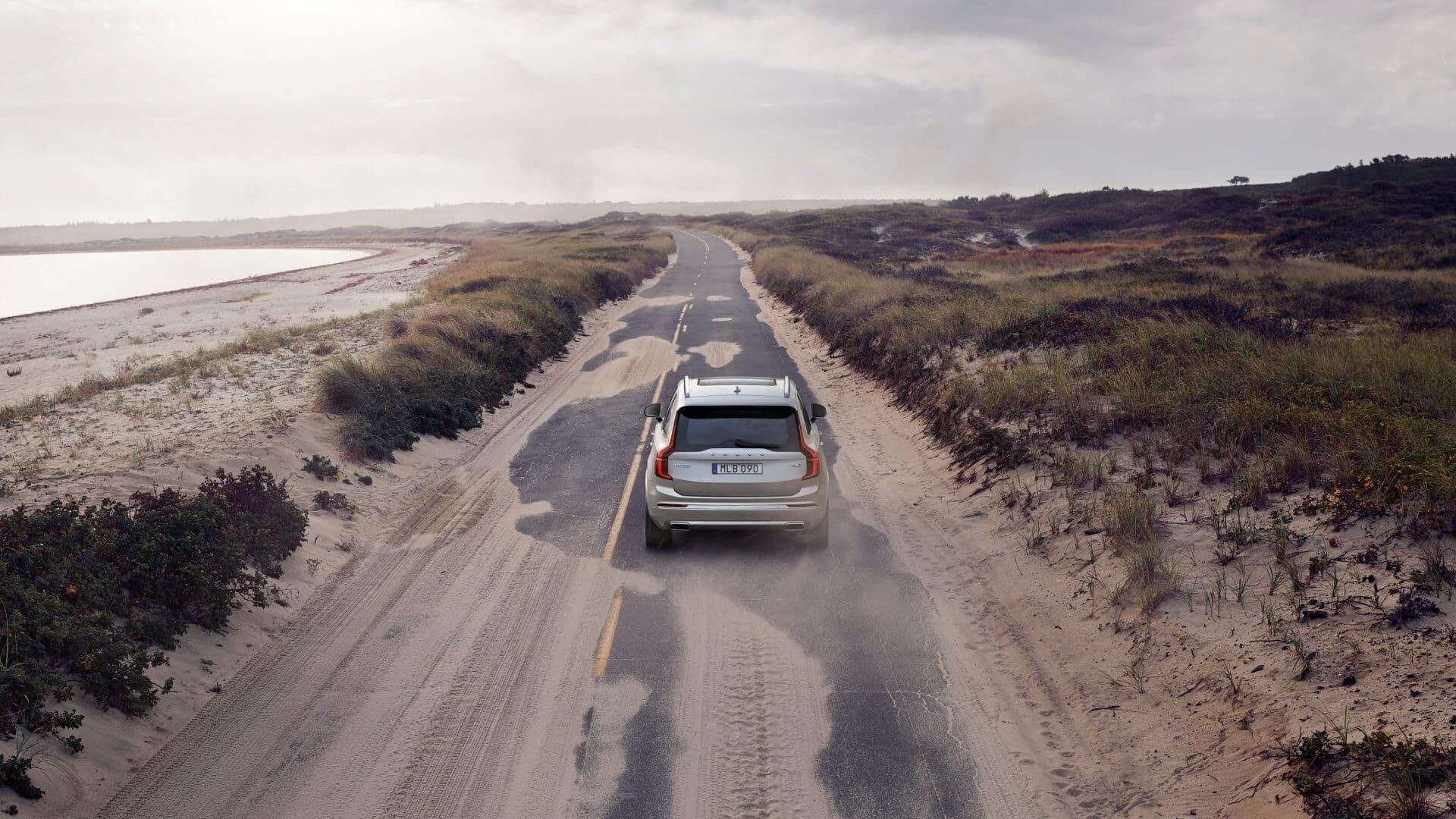 Volvo XC90 na dlhodobý prenájom v ponuke od AVIS Maxirent.