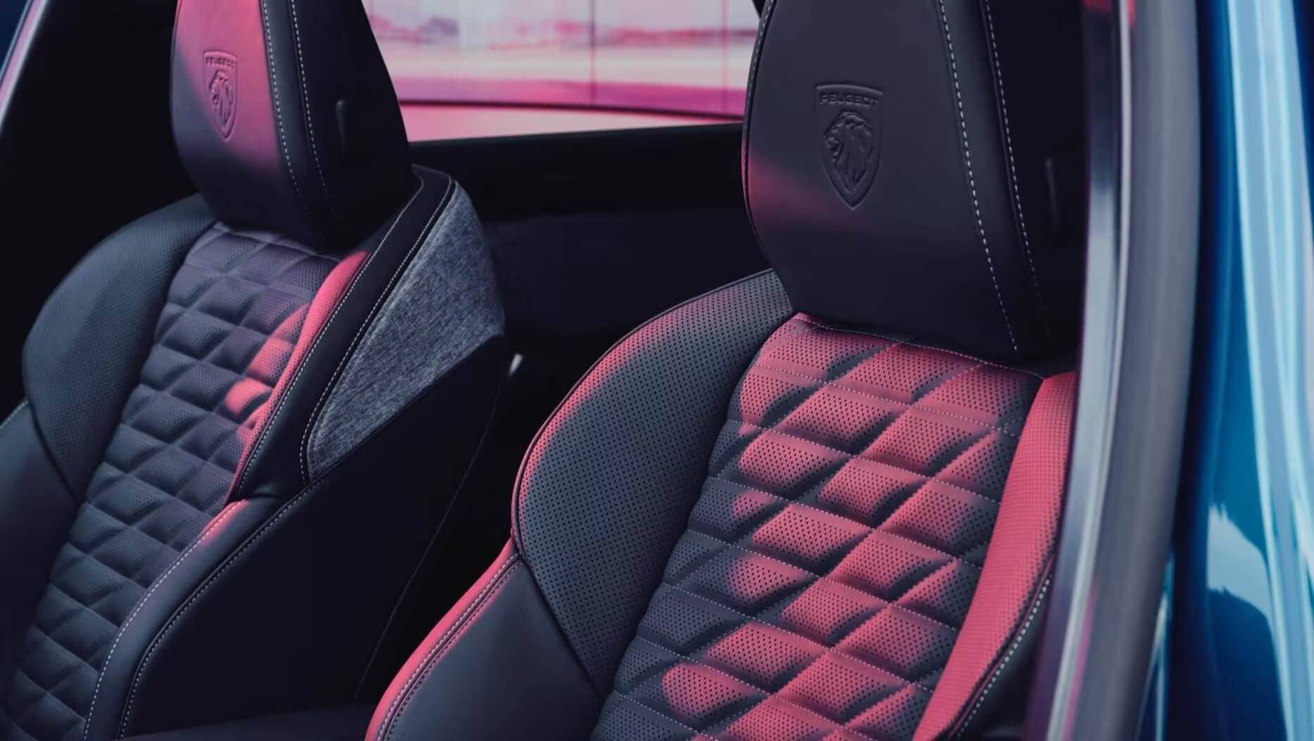 Sedadlá auta Peugeot 3008 na dlhodobý prenájom.