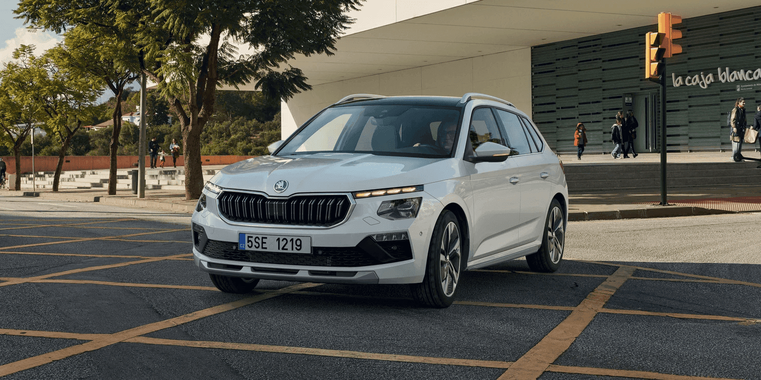 Exteriér auta Škoda Kamiq od AVIS Maxirent.