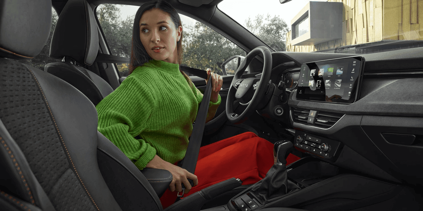 Interiér auta Škoda Kamiq od AVIS Maxirent.