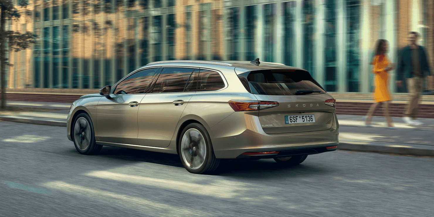 Dlhodobý prenájom auta Škoda Superb Combi L&K.