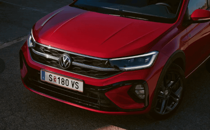 Exteriér auta VW Taigo R-line od AVIS Maxirent.
