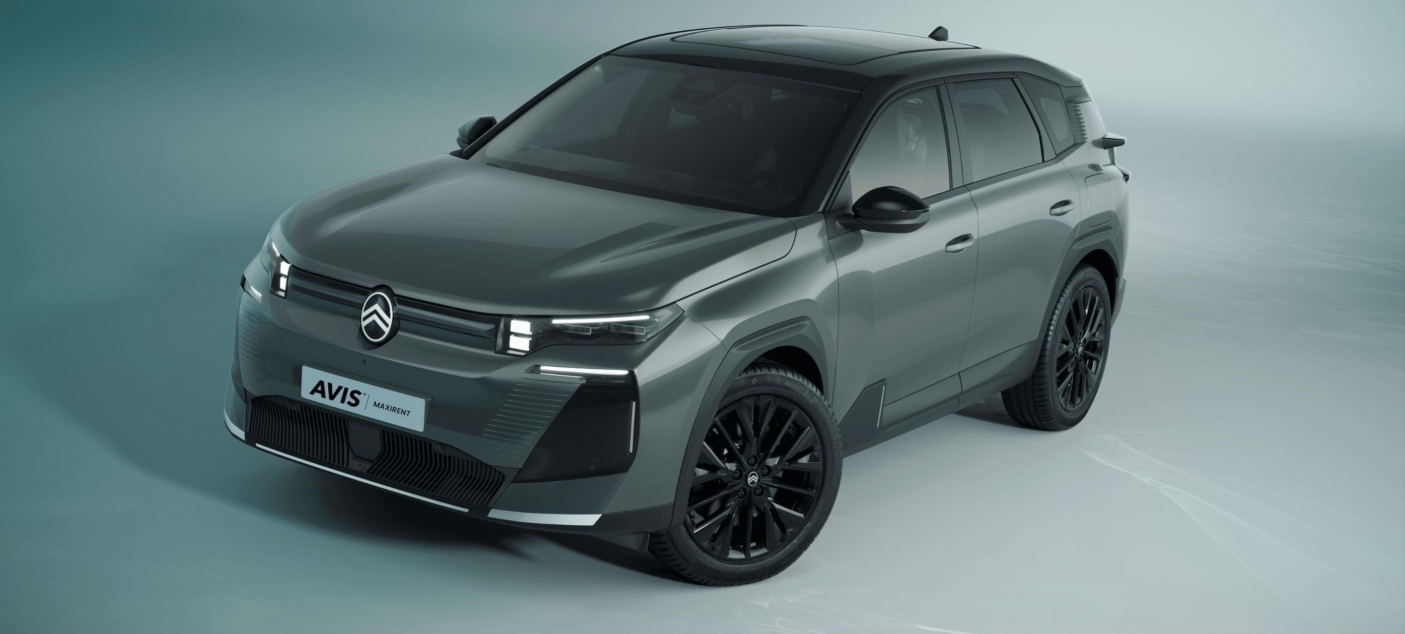 immersive-key-features_lifestyle_01_2880x1300 (2) (1).jpg